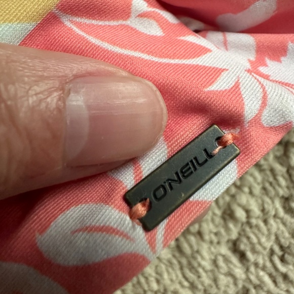 O’NEILL OLIVIA EMBRY HALTER TOP - Picture 3 of 10